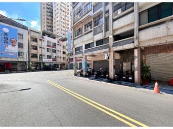 輕軌超值建興大昌四樓透店 -  物件封面